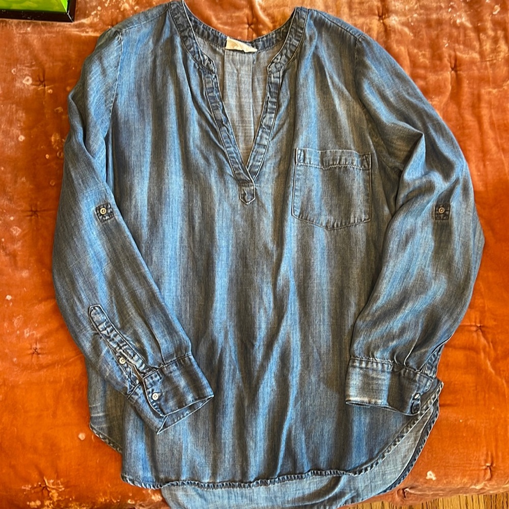 Lightweight v neck denim tunic